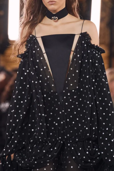 Look 232